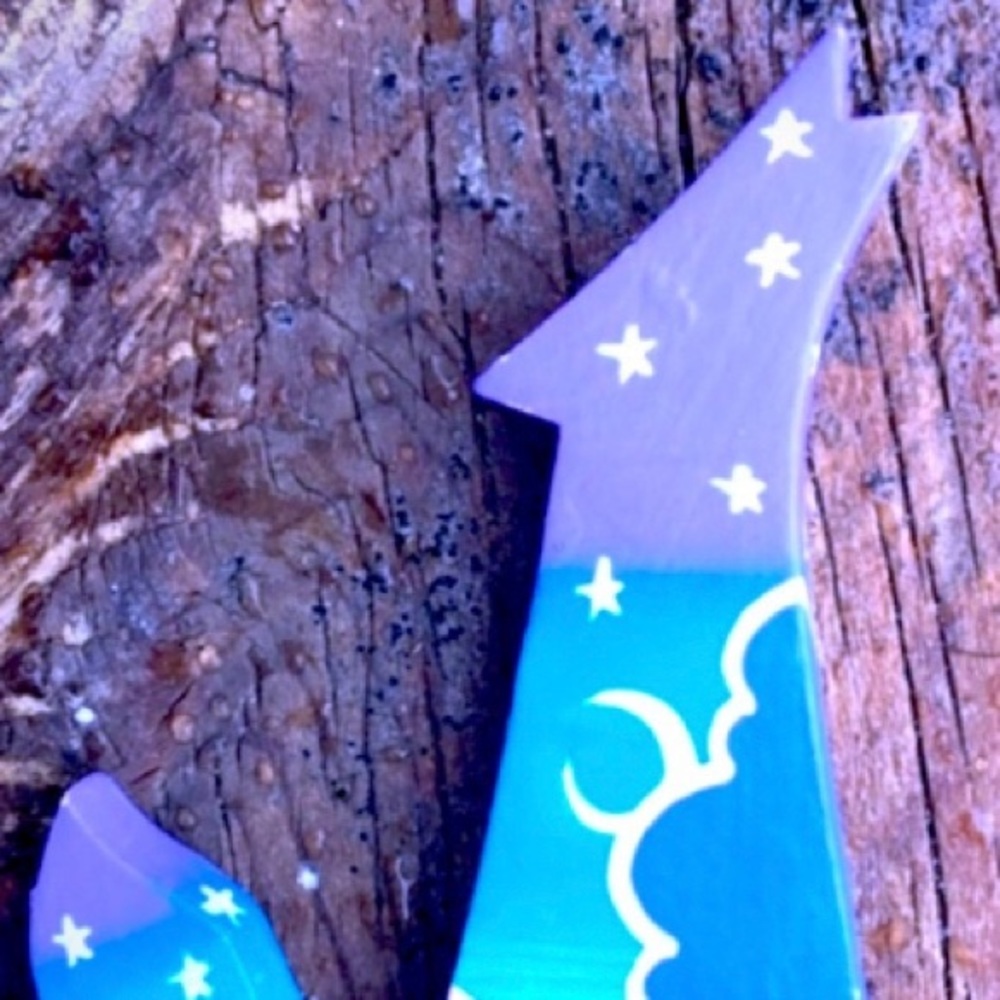 WOLF PIN Vintage Hand Crafted Moon Stars Coyote - Picture 4 of 5